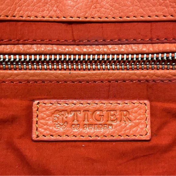 Tiger of Sweden Coral Clutch - Picture 7 of 7
